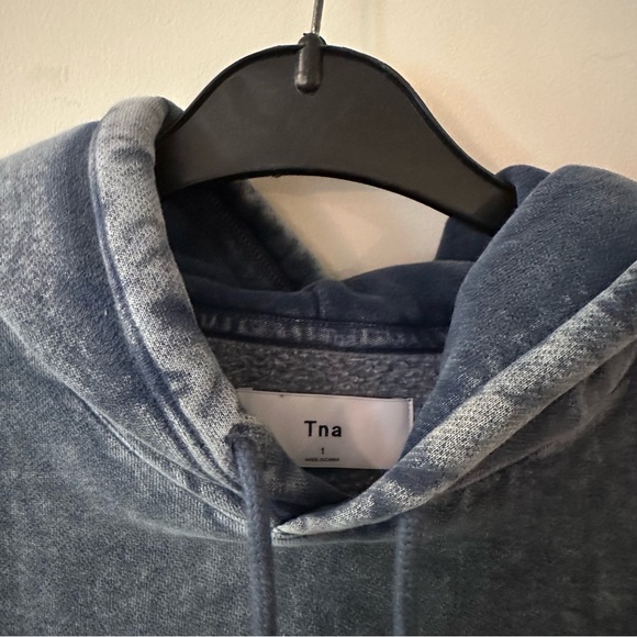 ARITZIA TNA Boyfriend Hoodie - Picture 3 of 3
